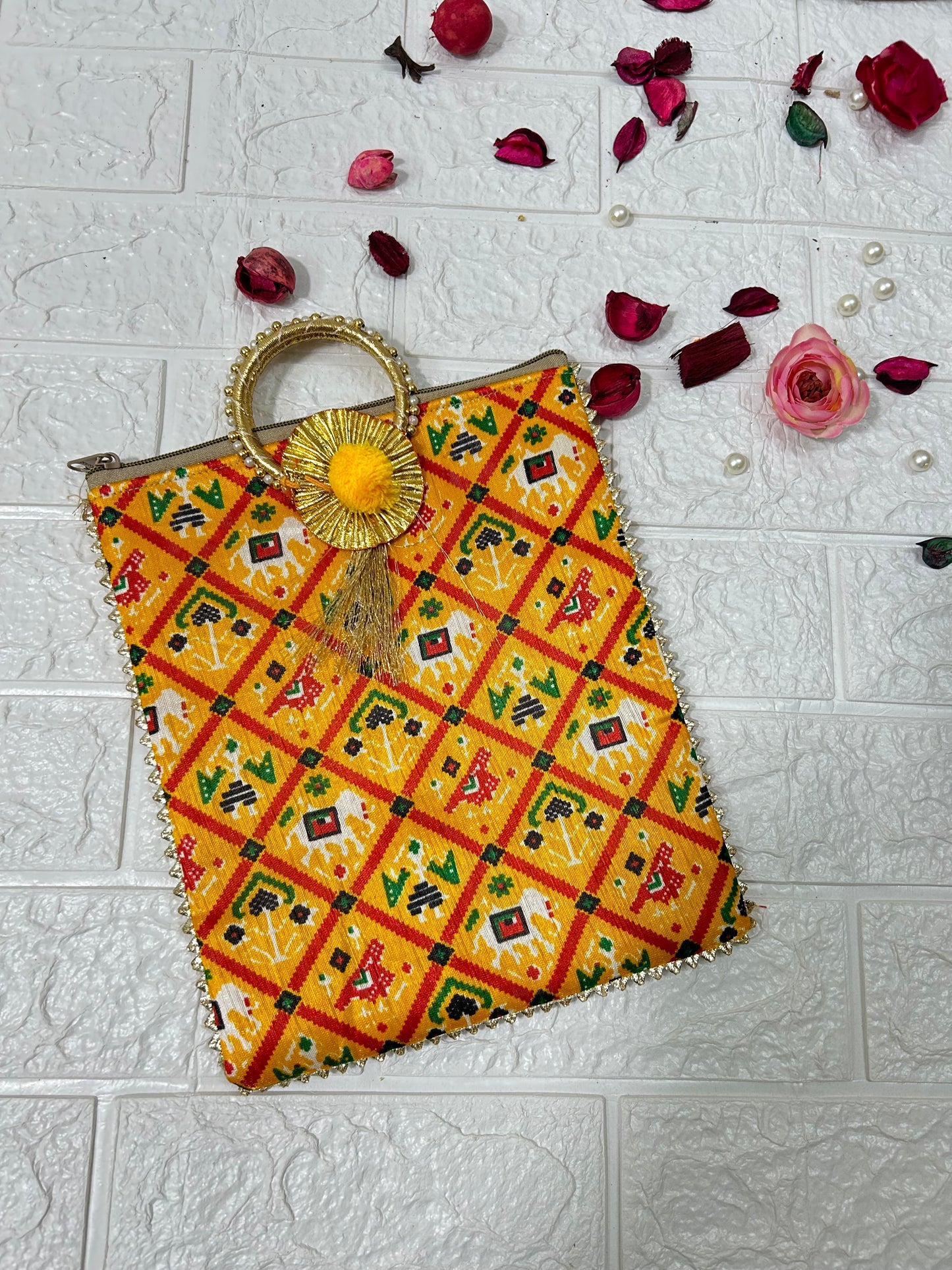 Patola Handbags, Mehendi Gifts, Wedding Favors, Housewaming Puja Gifts