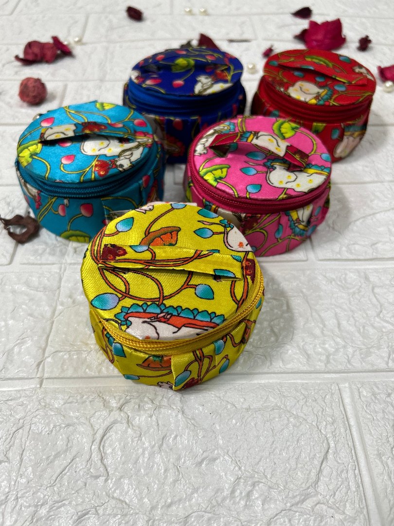 Pichwai Bangle Box Wedding Favors Mehndi Gifts Bridesmaid Gifts