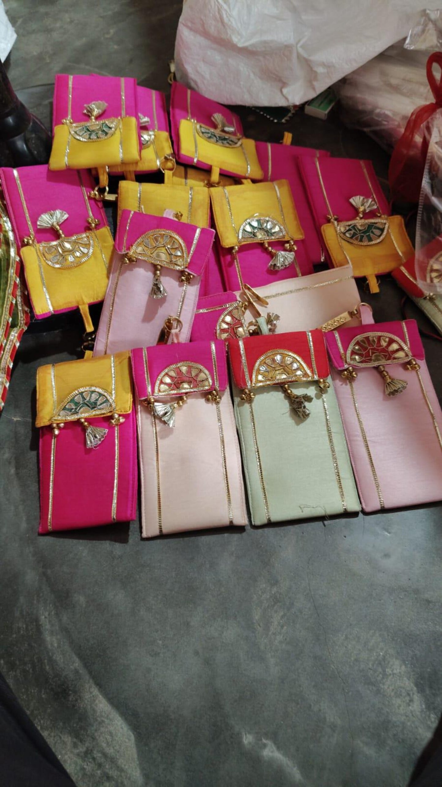 Gota Mobile Clutch, Satka Style Ethnic Wedding Favor Bag