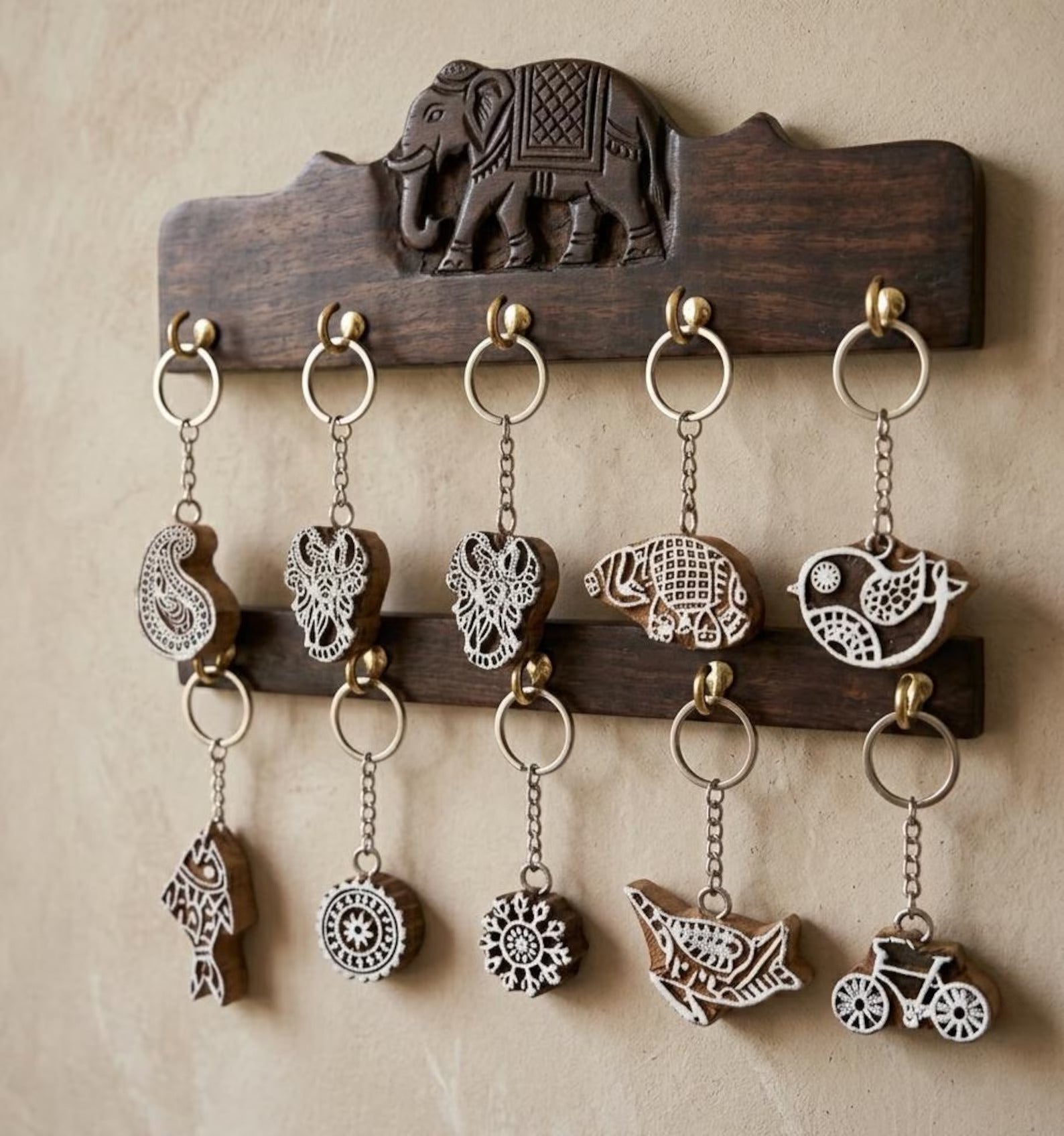 Wooden Hand Block Keyrings, Key Chains For Return Gifts